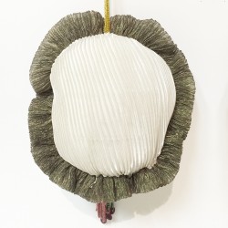 coussin en tissu de forme ovale