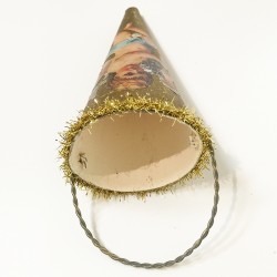 petit cornet décoré avec haut or