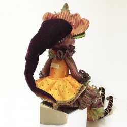 Hickory elf doll C